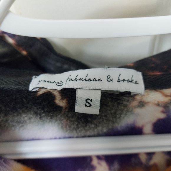 YFB cropped hoodie - Picture 3 of 5